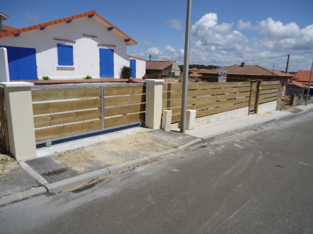 clôture bois et portail en acier galvanisé à Mimizan-Plage (40200)